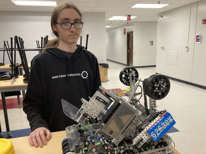 Ohio County Schools Robotics Teams Prepare for World Championships in Dallas